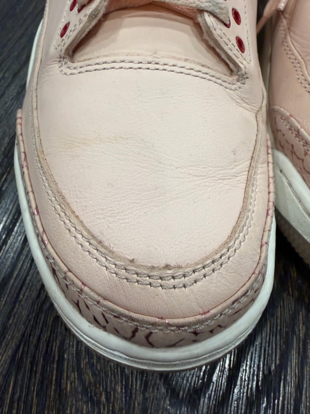 Nike Air Jordan 3 Valentine’s Day Treat Yourself -women’s size 12 - Picture 5 of 11